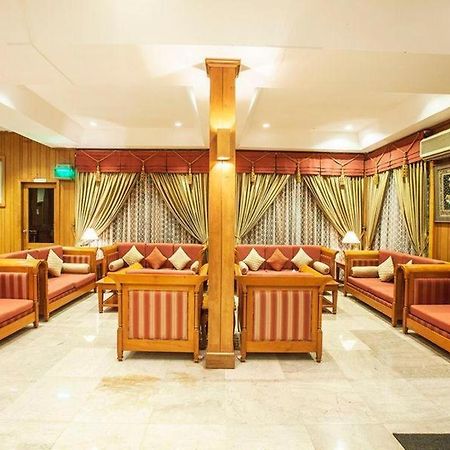 Aye Thar Yar Golf Resort Таунджи Екстериор снимка